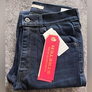 Women’s mile high Skinny Jeans with Dark Indigo Wash NWT